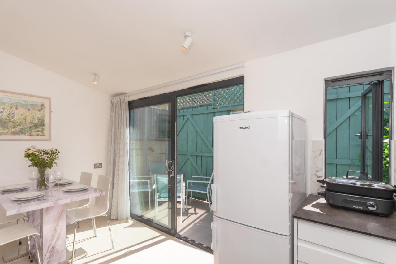 The Blue Door Apartment Bath Exterior foto