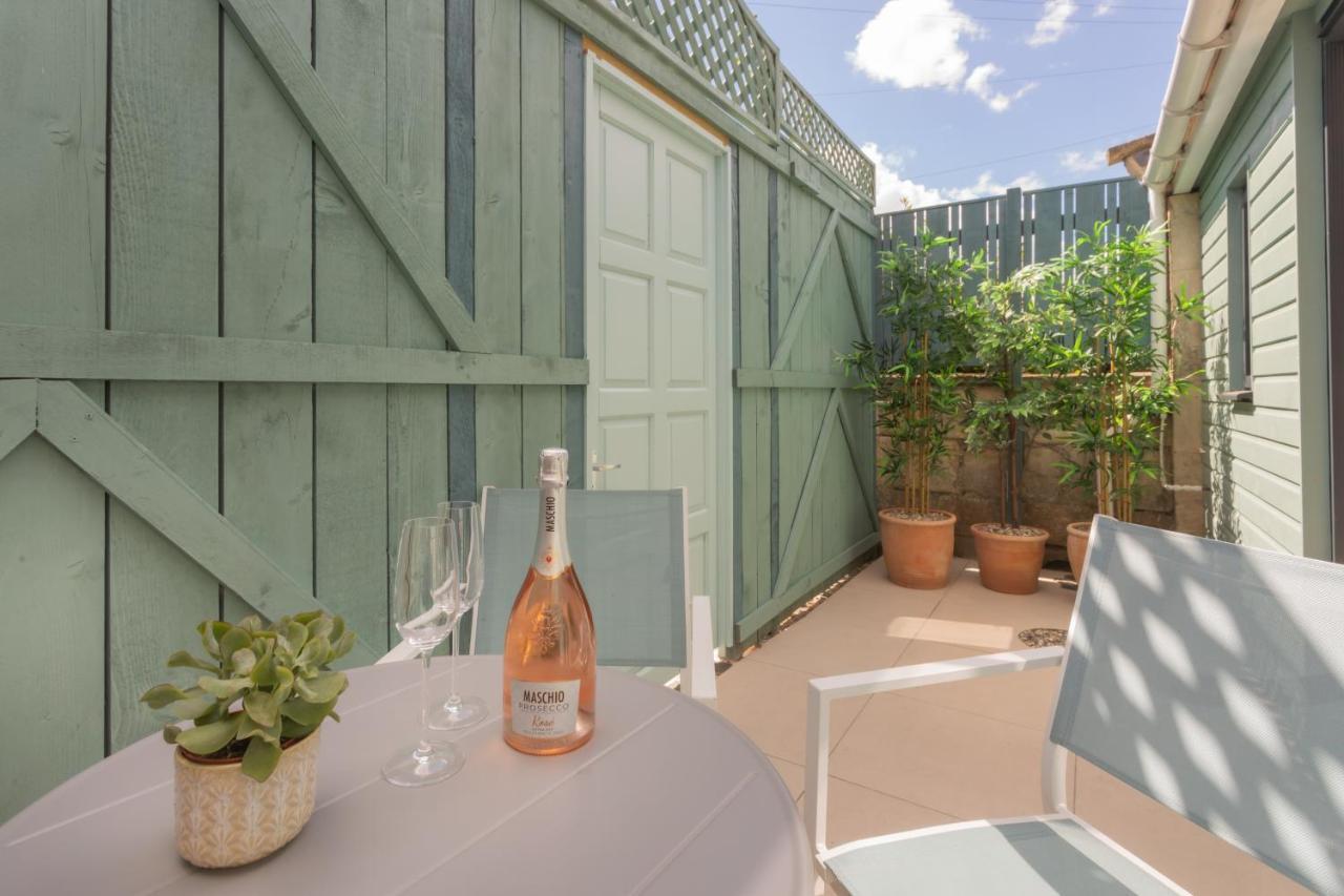 The Blue Door Apartment Bath Exterior foto
